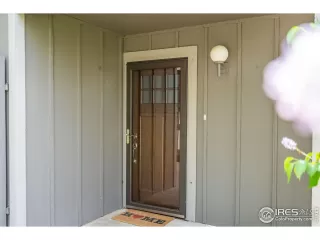 Photo #5: 988630 Listing