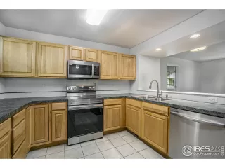 Photo #5: 988654 Listing