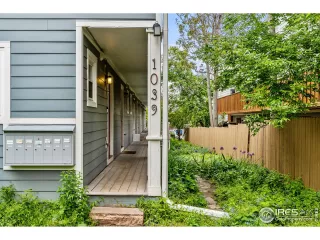 Photo #1: 988656 Listing 