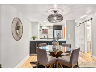 Photo #4: 988656 Listing 