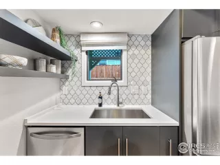 Photo #6: 988656 Listing 