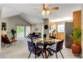 Photo #2: 988672 Listing