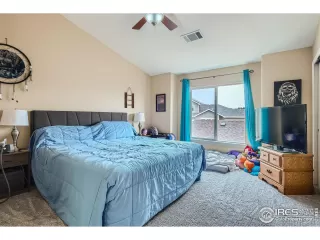 Photo #6: 988688 Listing