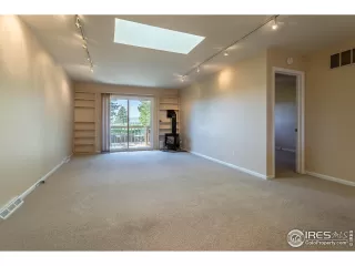 Photo #3: 988789 Listing