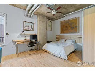 Photo #6: 988802 Listing