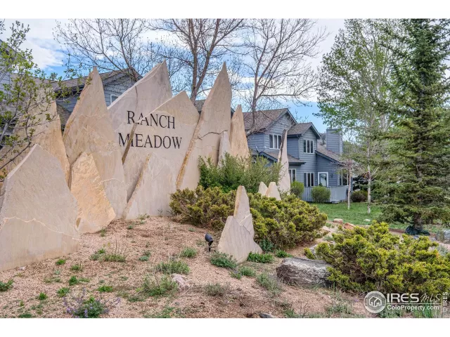 MLS: 988854 Condo For Sale