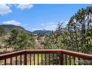 Photo #6: 988863 Listing