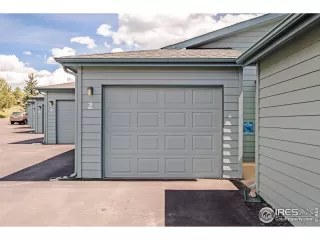 Photo #2: 988944 Listing