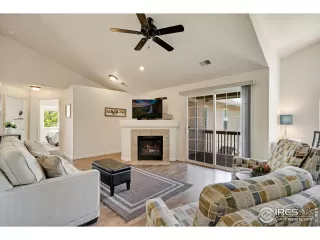 Photo #6: 988967 Listing