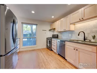 Photo #2: 989039 Listing 