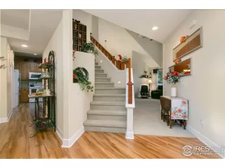 Photo #3: 989054 Listing