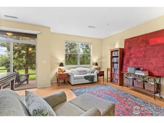 Photo #4: 989107 Listing 