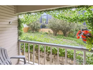 Photo #6: 989159 Listing