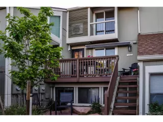 Photo #1: 9892210 Listing