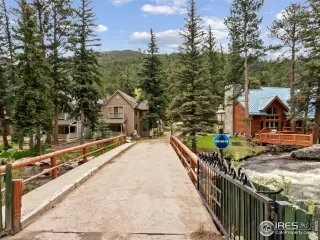 Photo #6: 989233 Listing