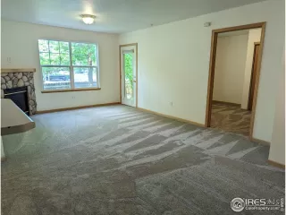 Photo #5: 989259 Listing