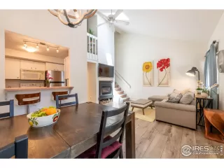 Photo #4: 989349 Listing