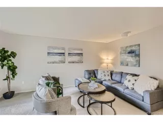 Photo #4: 9893491 Listing