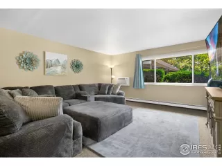 Photo #2: 989373 Listing