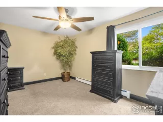 Photo #6: 989373 Listing