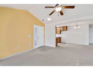 Photo #2: 989386 Listing