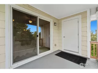 Photo #5: 989386 Listing