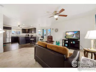 Photo #4: 989413 Listing