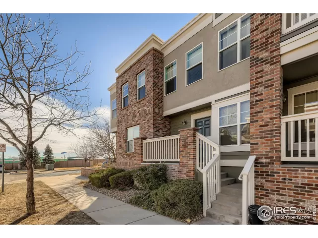 MLS: 989483 Condo For Sale