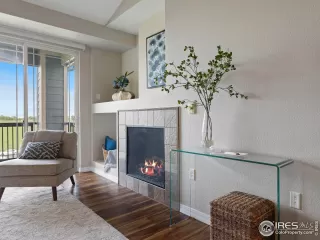 Photo #1: 989487 Listing