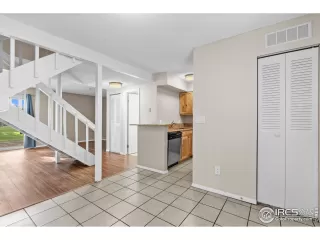 Photo #1: 989497 Listing