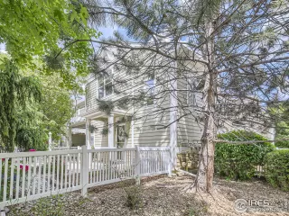 Photo #3: 989550 Listing