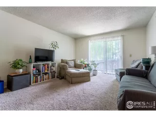 Photo #3: 989567 Listing 