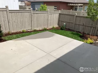 Photo #6: 989627 Listing