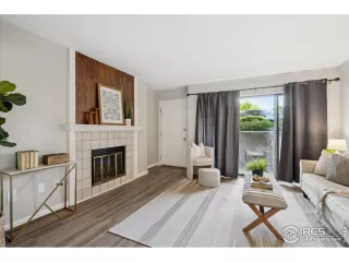 Photo #2: 989666 Listing 