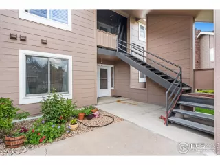 Photo #2: 989680 Listing