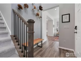 Photo #2: 989691 Listing