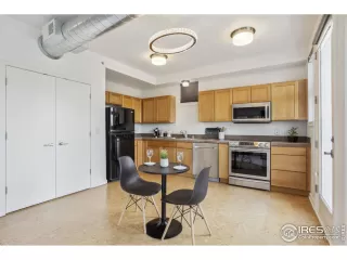 Photo #6: 989695 Listing 