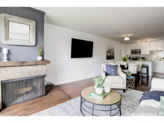 Photo #3: 989707 Listing