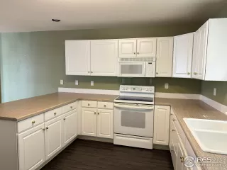 Photo #1: 989725 Listing