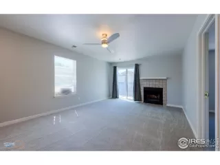 Photo #6: 989821 Listing