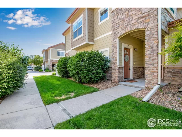 MLS: 989910 Condo For Sale