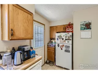 Photo #6: 989928 Listing