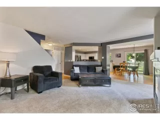 Photo #3: 989933 Listing