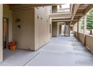 Photo #4: 989941 Listing