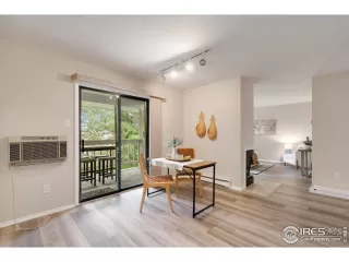 Photo #3: 989954 Listing