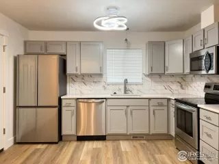 Photo #2: 989961 Listing