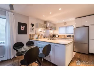 Photo #4: 989969 Listing 