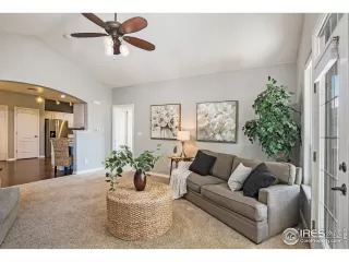 Photo #2: 990037 Listing 