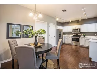 Photo #3: 990037 Listing 