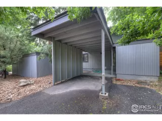 Photo #2: 990043 Listing 